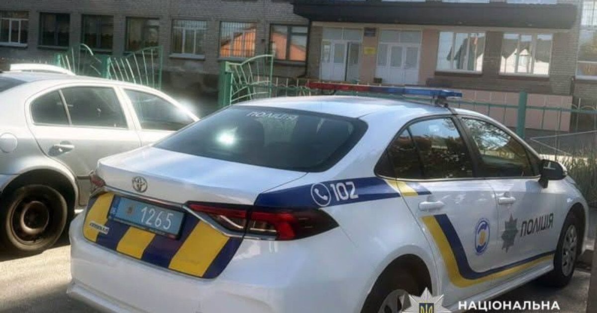 Недитячі іграшки: у шкільному укритті в Бердичеві вибухнула граната, яку принесла 11-річна учениця - фото 1