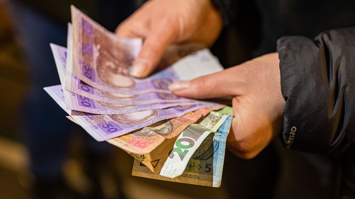 Бюрократичний завис: чому частина переселенців залишилася без грошей за серпень - фото 1