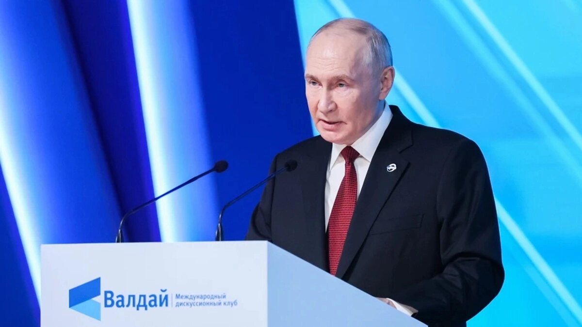 «Там уже пищать»: Путін образився на удари по російських НПЗ і знову погрожує блекаутами - фото 1
