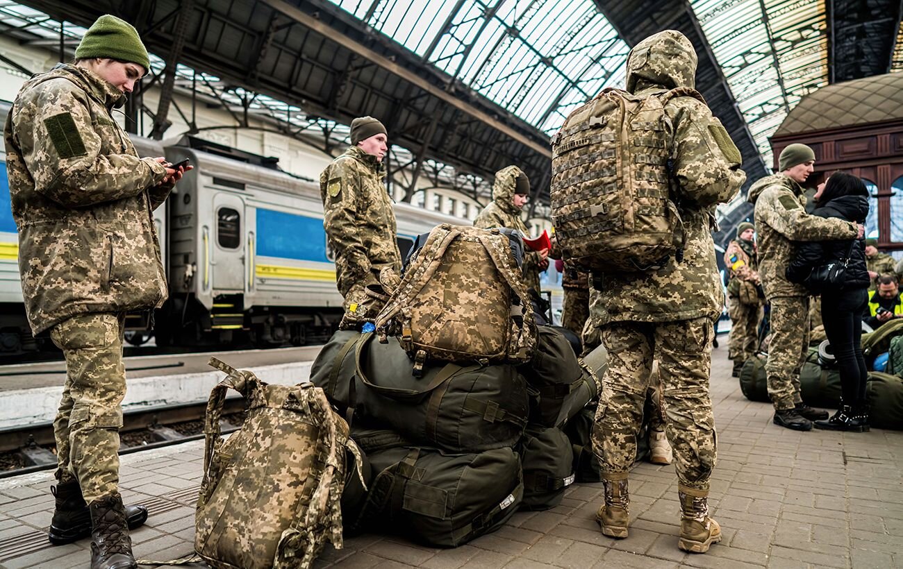 Перевірки на вокзалах та мобілізація: що потрібно знати військовозобов'язаним - фото 1