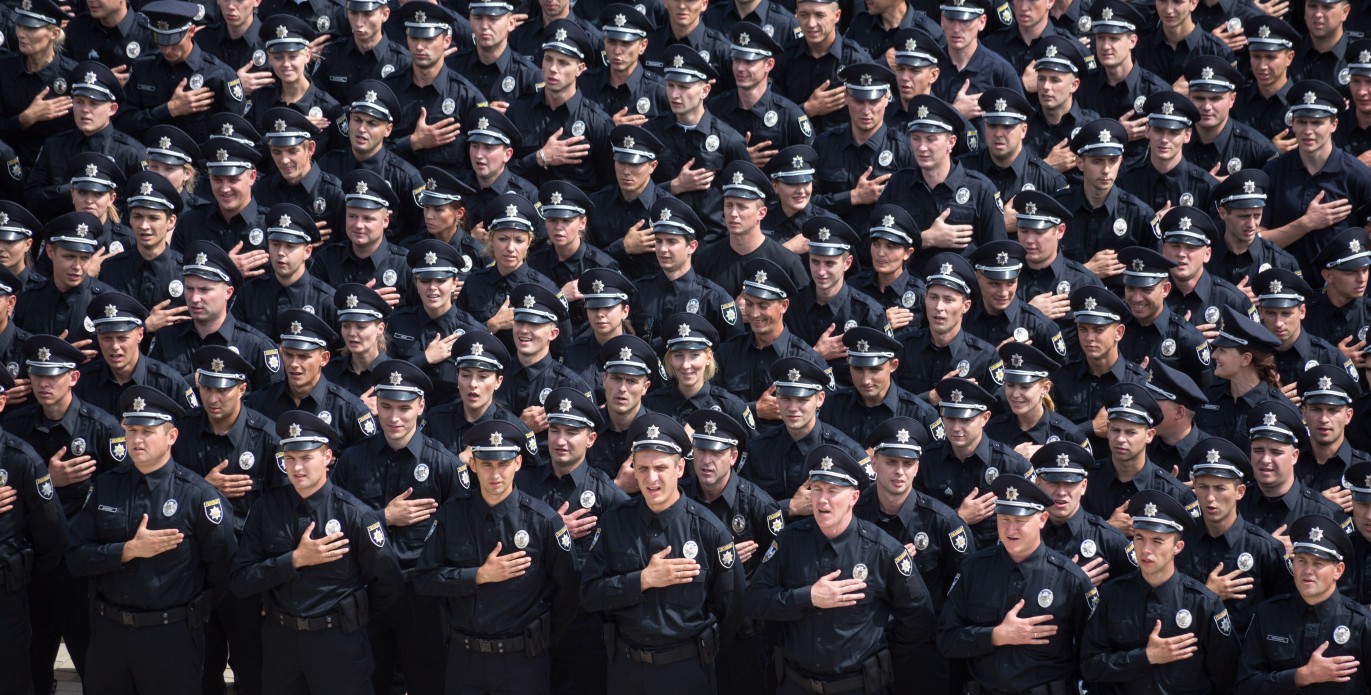 Год назад в Украине начала работу патрульная служба Нацполиции - фото 2526