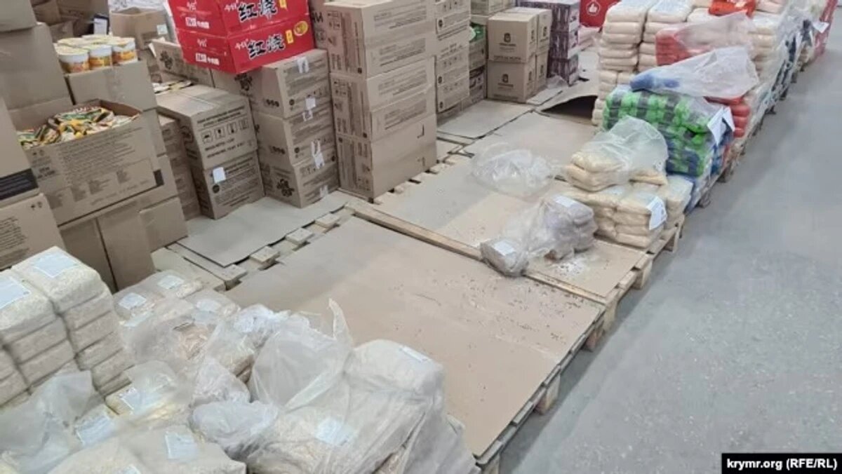 Черги на заправках в окупованому Криму