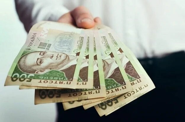 Грошова підтримка для студентів та науковців