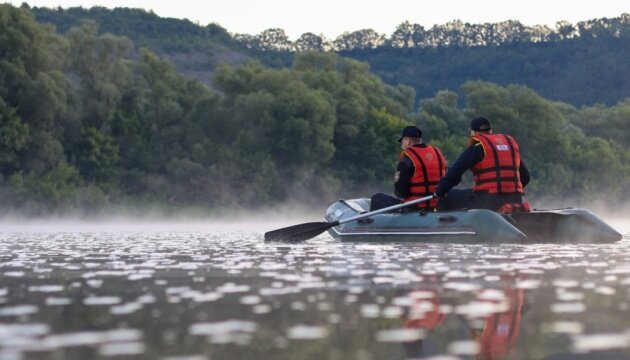 Рятувальники закликають громадян бути максимально обережними на воді
