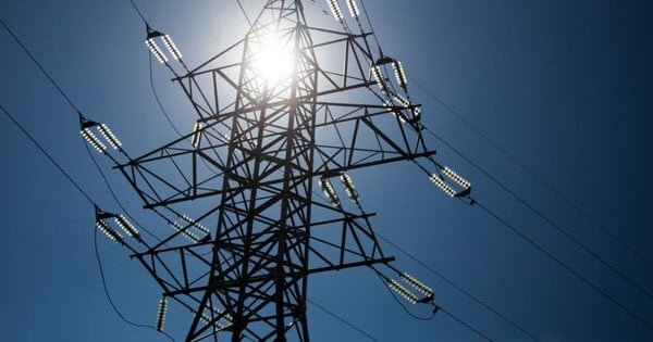 Енергетики відновлюють мережі після обстрілів