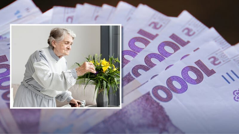 Виплата пенсій та грошової допомоги в Україні