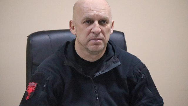 Пошкоджена будівля податкової служби