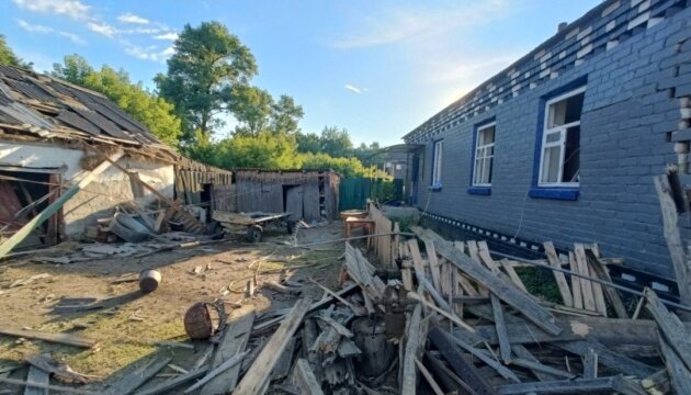 Наслідки ворожих обстрілів на Чернігівщині