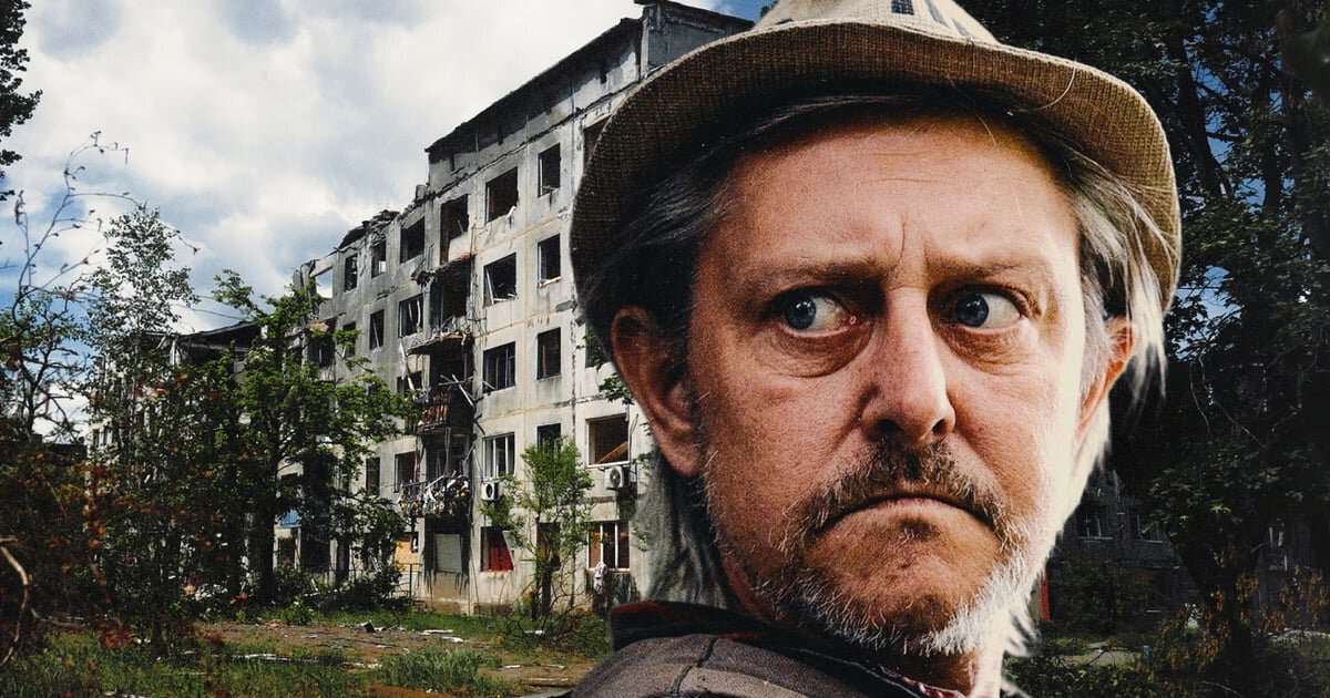 Зруйновані будинки у Добропіллі