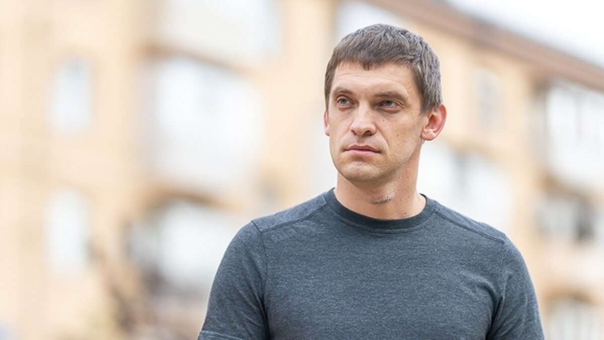 Пошкоджена багатоповерхівка в Запоріжжі після атаки безпілотників