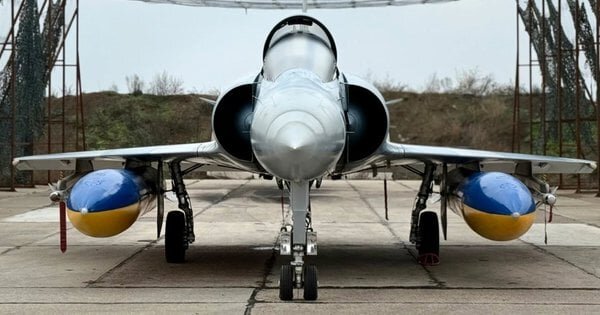 Винищувач Mirage 2000